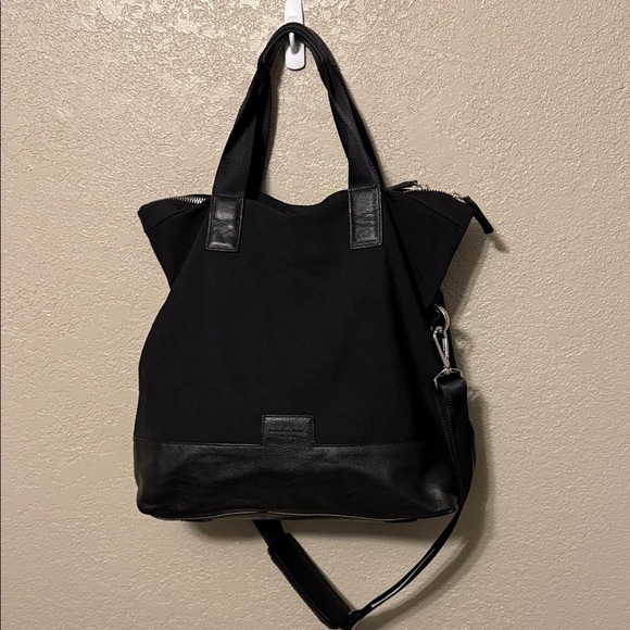 Banana Republic Handbags - Banana Republic Karter Nylon Tote Black
